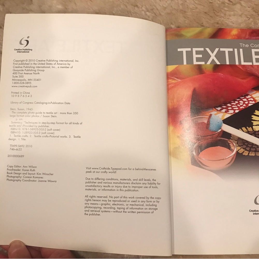 Art Book - Textile Art (Complete Photo Guide) - Picture 7 of 13